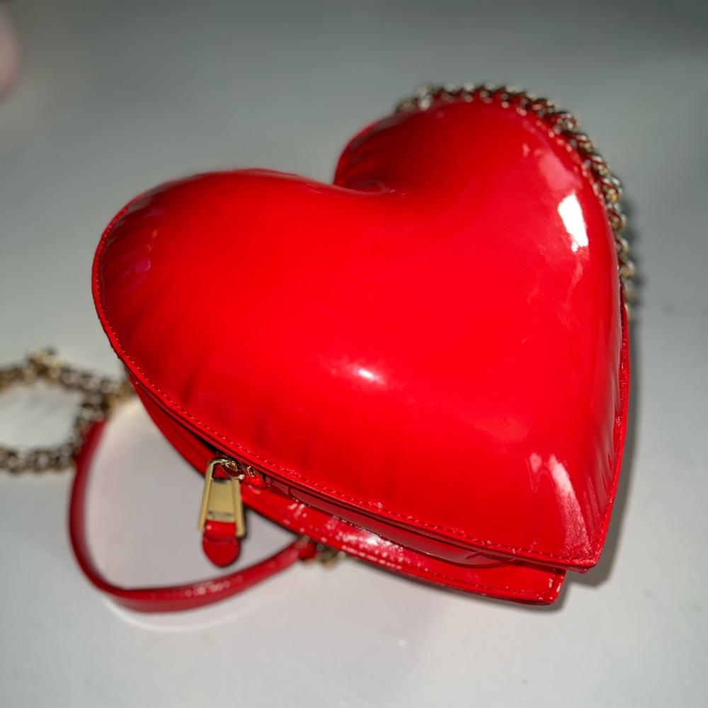 MOSCHINO Heart Shaped Logo Crossbody / Shoulder Bag - Picture 12 of 15